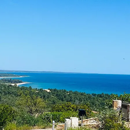 Casa Mina, Magnificient Sea View-corsica Holidays- Villa Sari-Solenzara